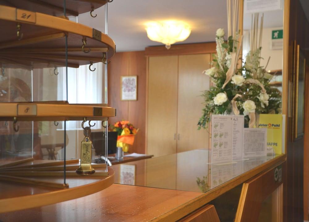 Royal 4* Riva del Garda