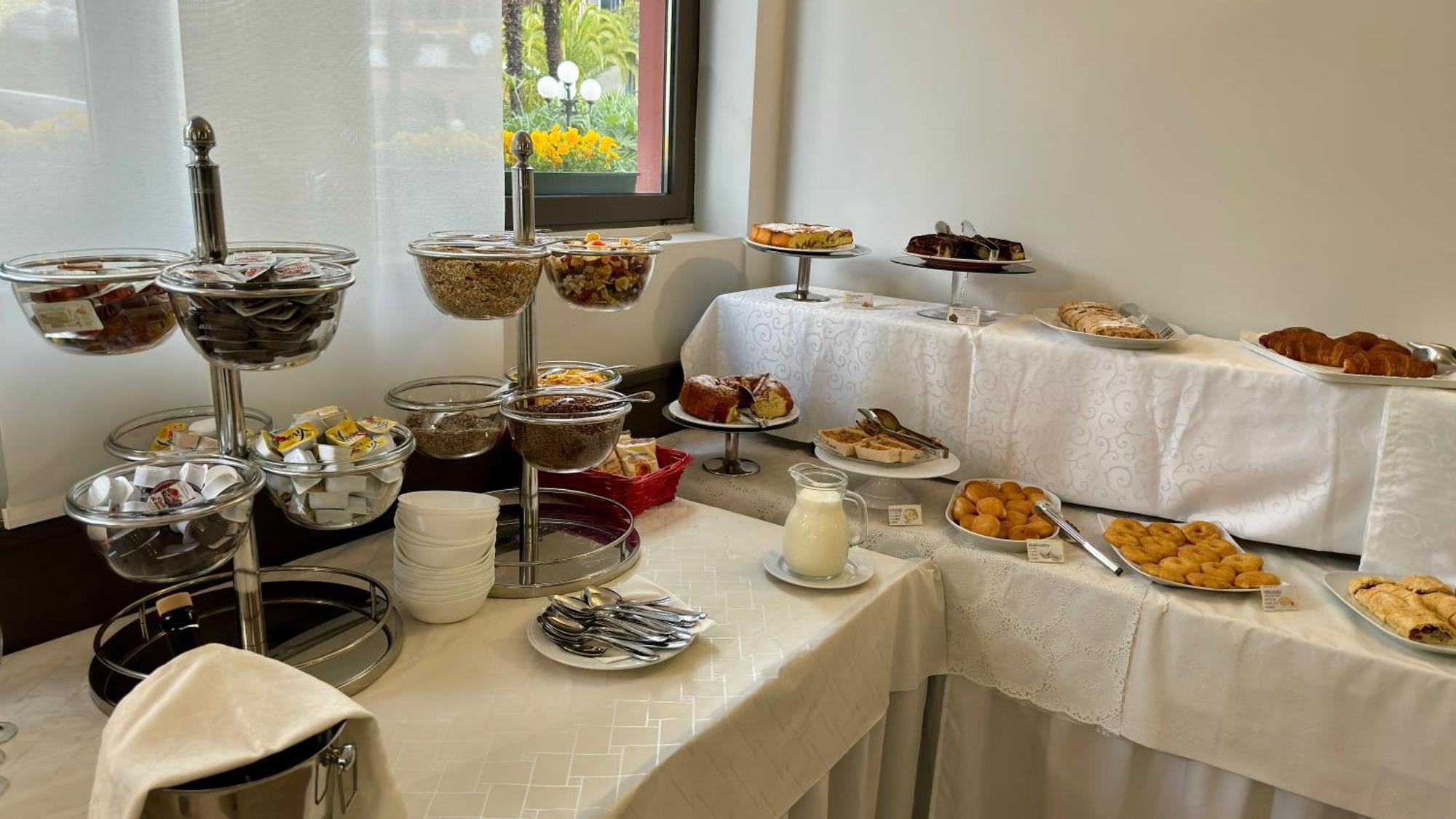 Hotel Royal 4*